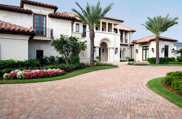 Best Driveway Paving Near Me  in Collinsvle, IL