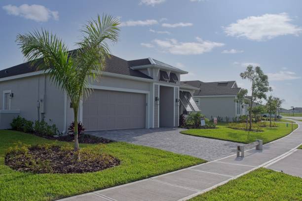 Best Custom Driveway Pavers  in Collinsvle, IL